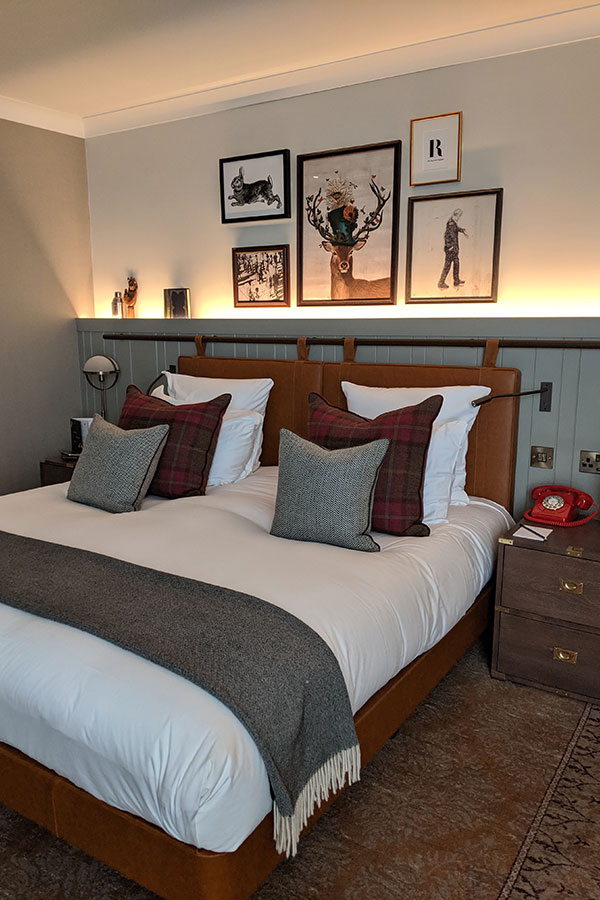 Cozy and comfortable, Kimpton Charlotte Square is centrally located and service-oriented.