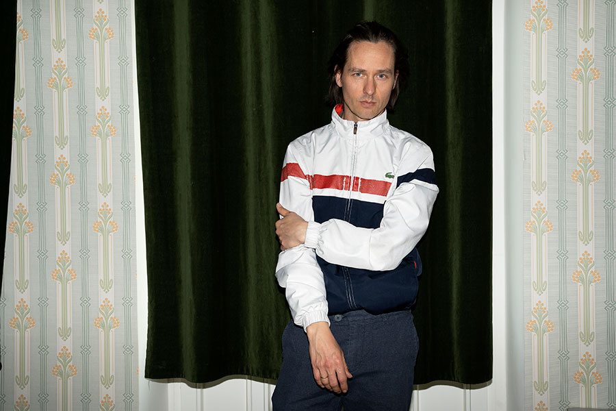 Learn German with the films of actor Tom Schilling!