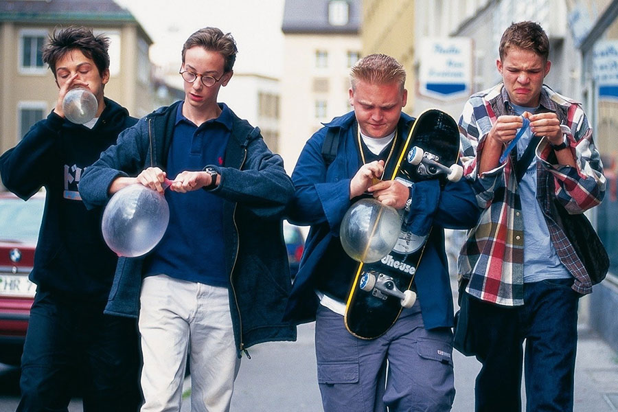 Learn German with the film Harte Jungs starring Axel Stein!