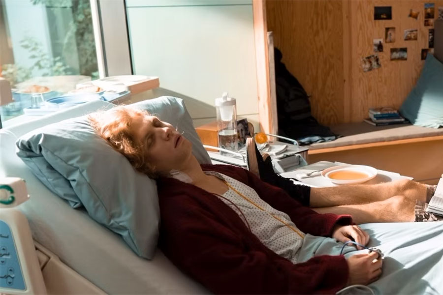 Johannes Nussbaum starring in the emotional German drama Hannes, a film that explores themes of friendship and life.